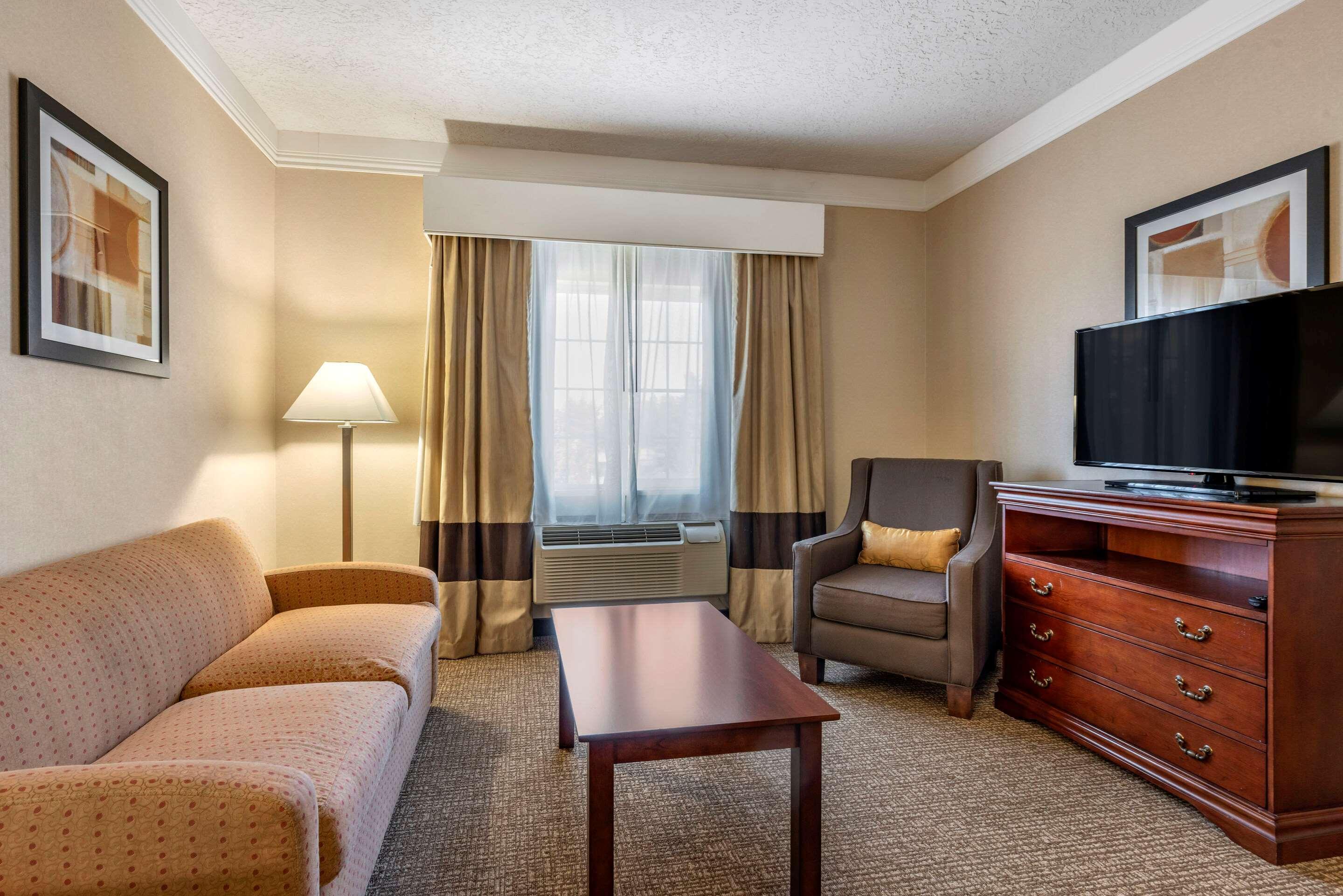 Comfort Suites Linn County Fairground And Expo Albany Esterno foto