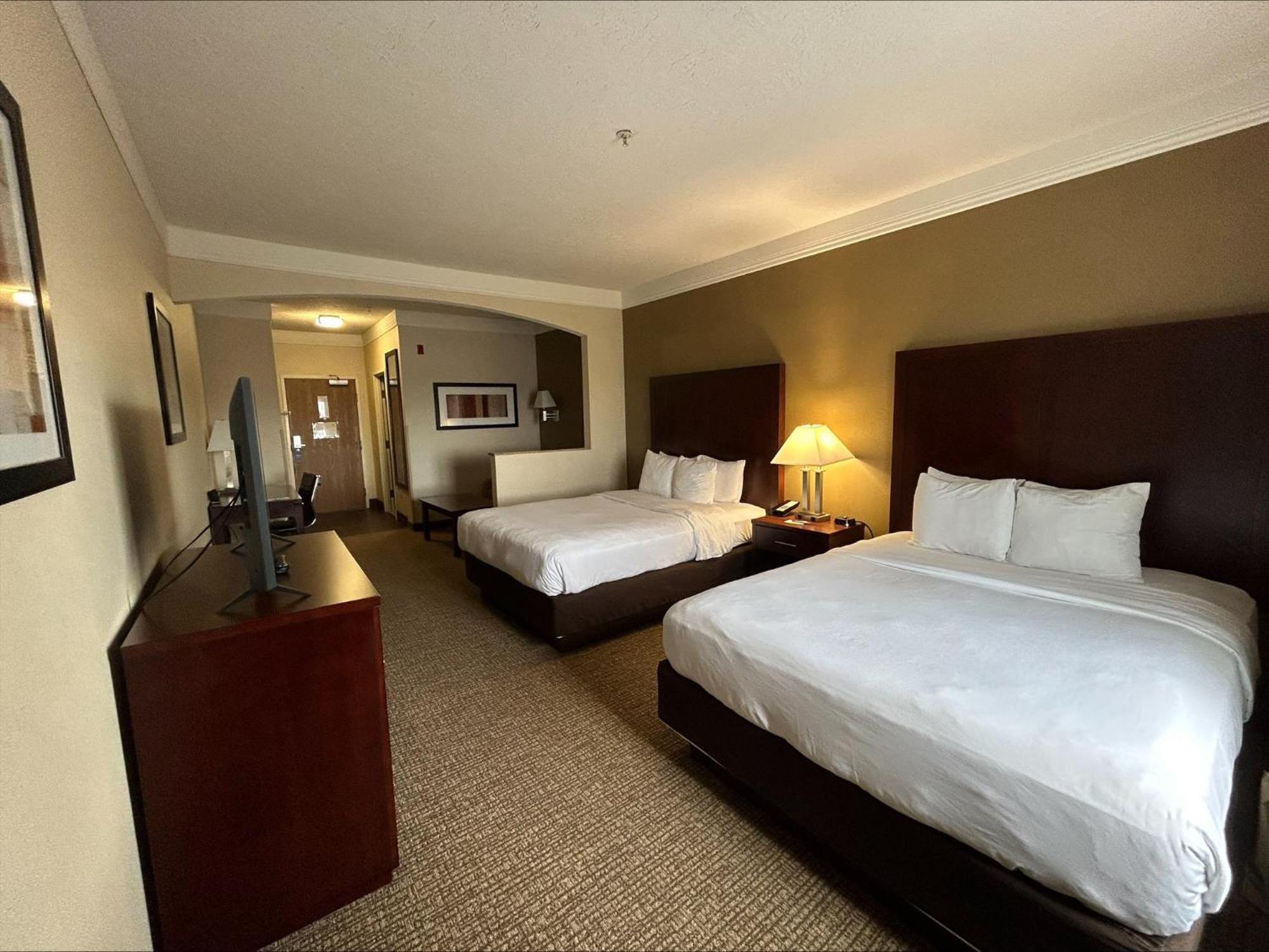 Comfort Suites Linn County Fairground And Expo Albany Esterno foto